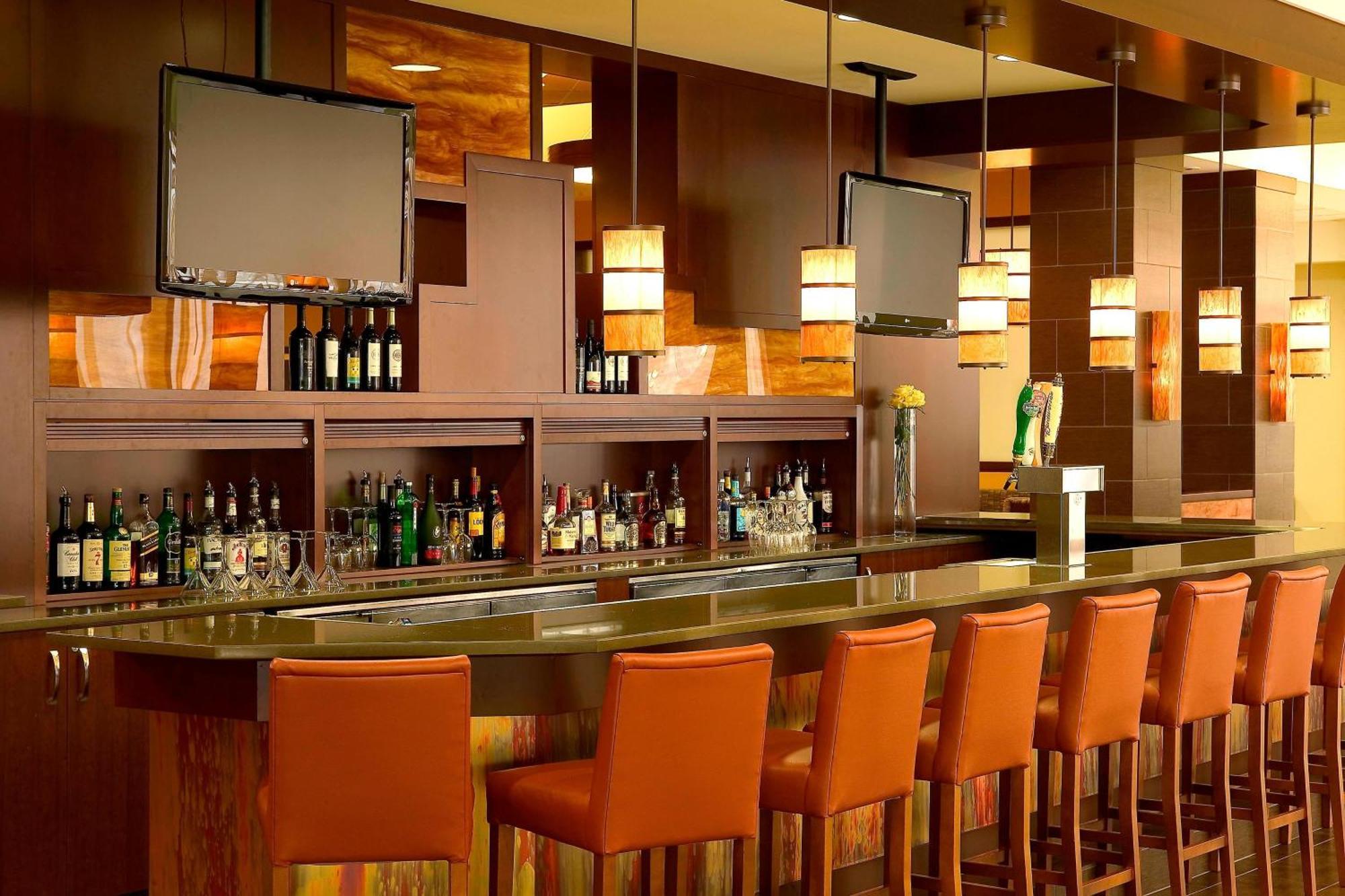 Sheraton Edison Esterno foto